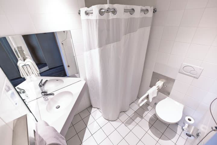 Holiday Inn Express Geneva Airport by IHG