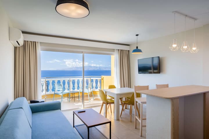 Servatur Isora Suites
