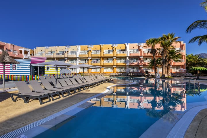 Servatur Isora Suites