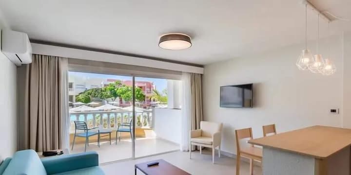 Servatur Isora Suites