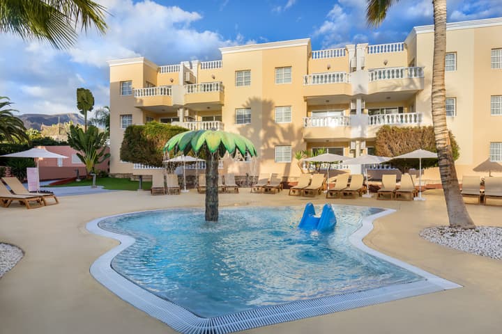 Servatur Isora Suites