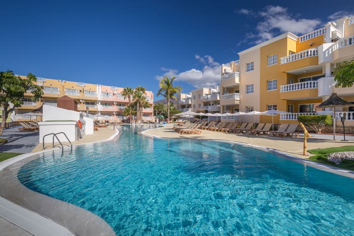 Servatur Isora Suites