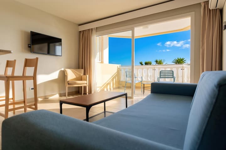 Servatur Isora Suites