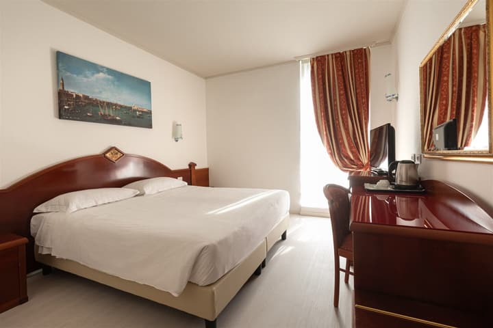 Noventa Hotel