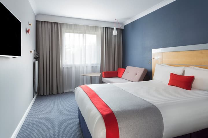 Holiday Inn Express London - Park Royal by IHG