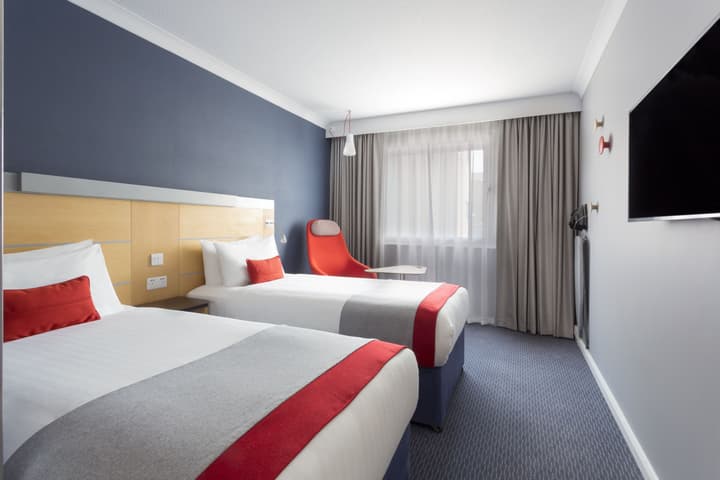 Holiday Inn Express London - Park Royal by IHG