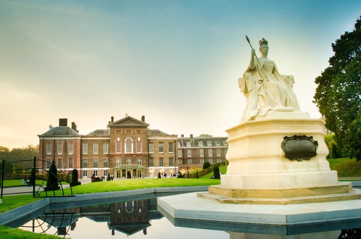 Holiday Inn Express London - Park Royal by IHG