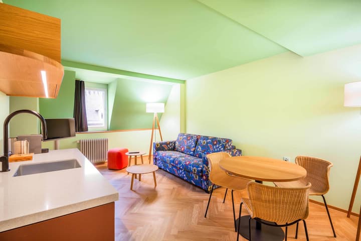 Alma Hotel - Boutique hideaway by the lake with rooftop and ladies-only wellness