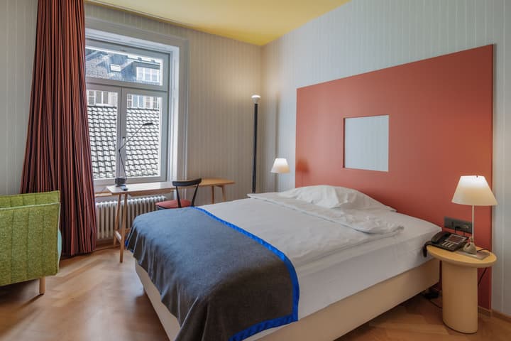 Alma Hotel - Boutique hideaway by the lake with rooftop and ladies-only wellness