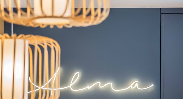Alma Hotel - Boutique hideaway by the lake with rooftop and ladies-only wellness