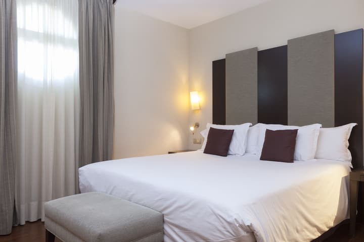 URH Palacio de Oriol Hotel