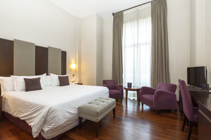 URH Palacio de Oriol Hotel