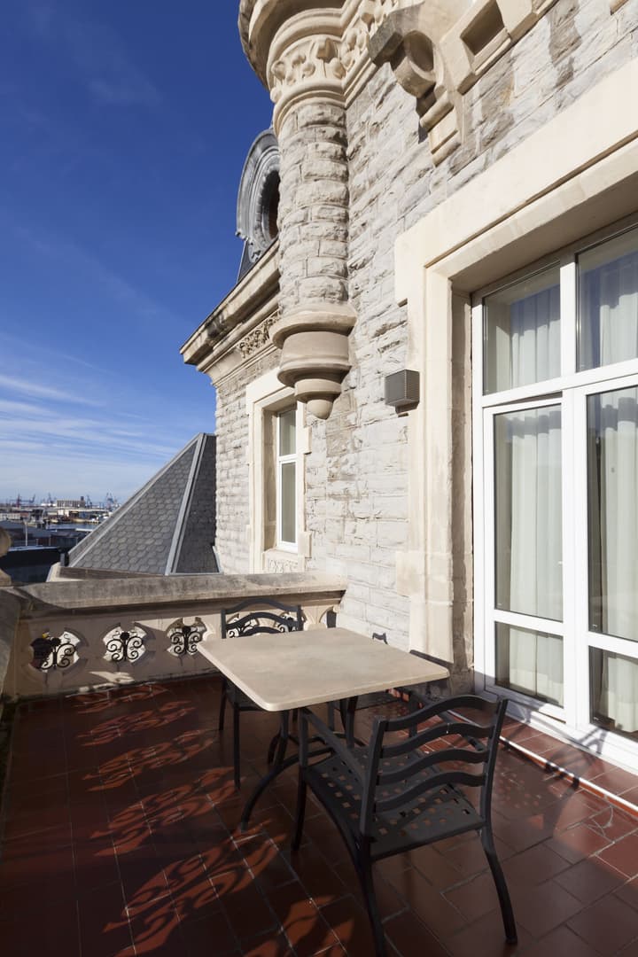 URH Palacio de Oriol Hotel