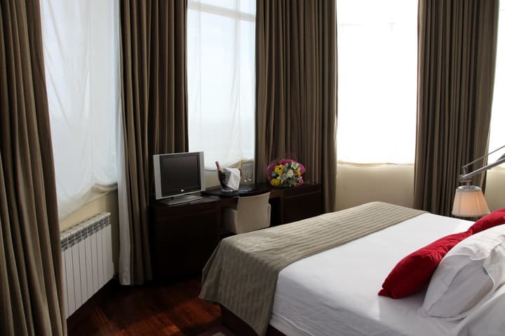 URH Palacio de Oriol Hotel