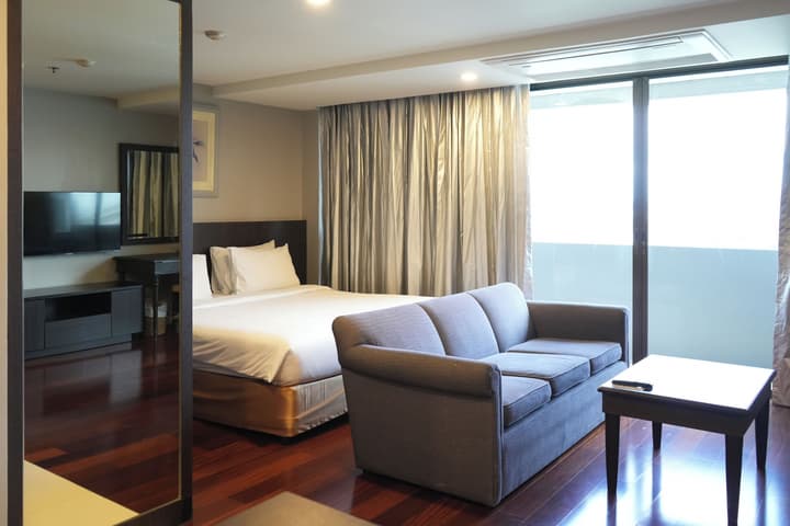 Royal Suite Hotel Bangkok