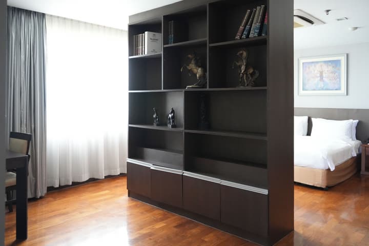 Royal Suite Hotel Bangkok