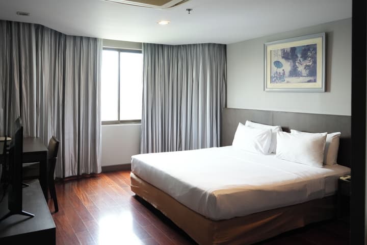 Royal Suite Hotel Bangkok