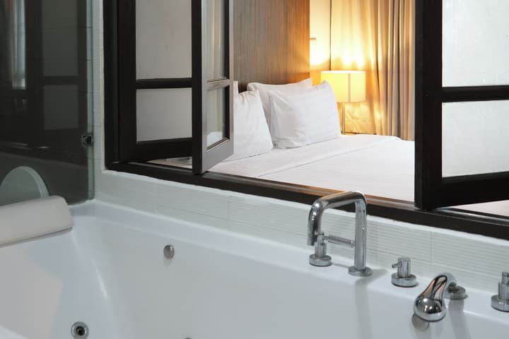 Royal Suite Hotel Bangkok