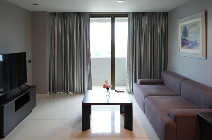 Royal Suite Hotel Bangkok