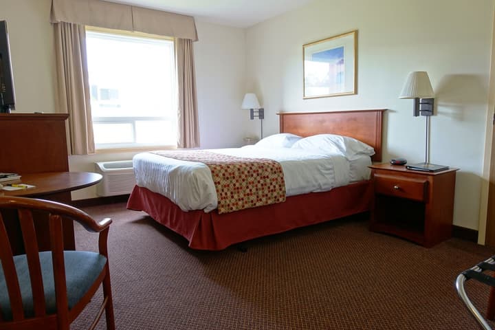 Super 8 by Wyndham Caraquet