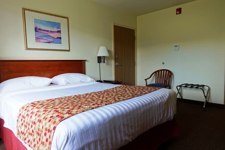 Super 8 by Wyndham Caraquet
