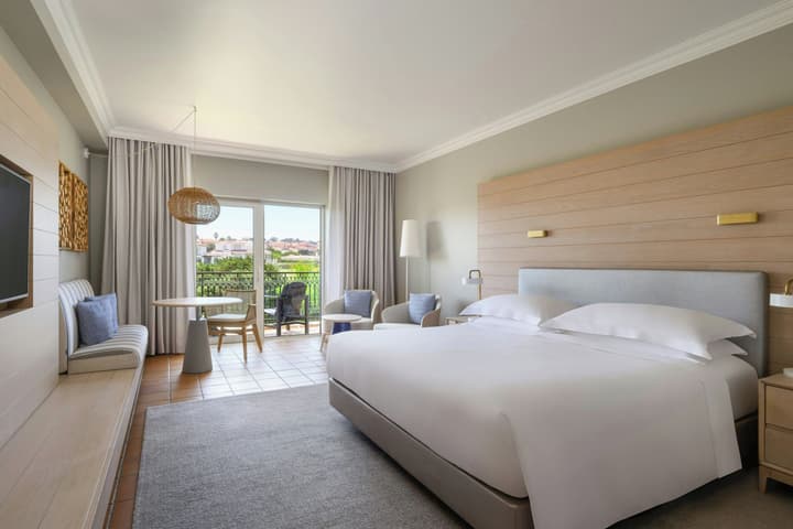 Praia D'El Rey Marriott Golf & Beach Resort