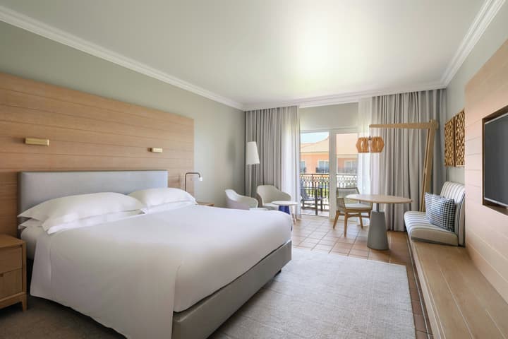 Praia D'El Rey Marriott Golf & Beach Resort