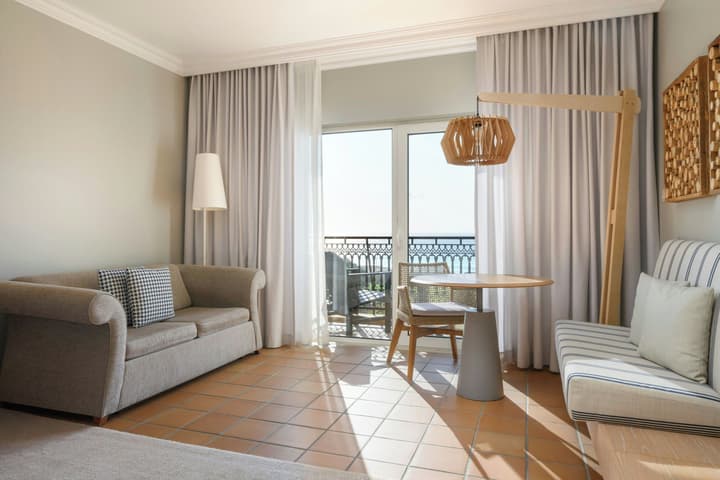 Praia D'El Rey Marriott Golf & Beach Resort