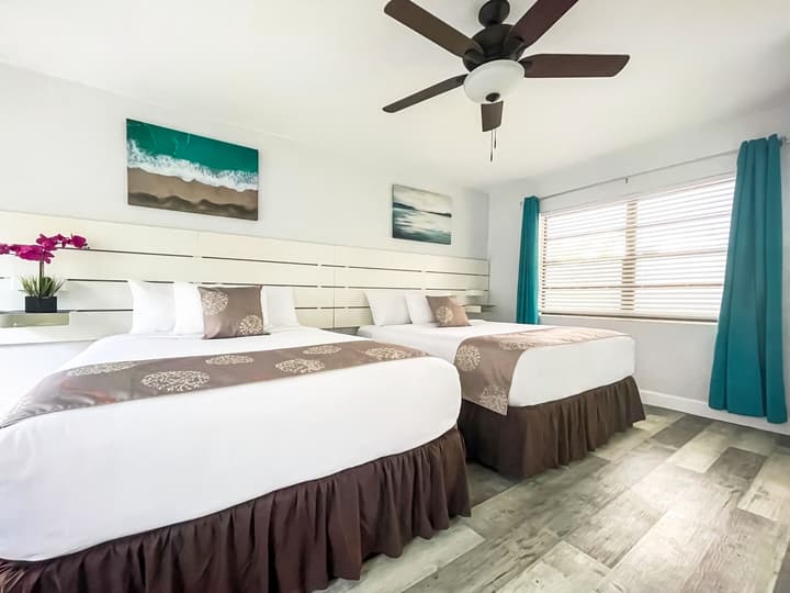 Silver Spray Motel
