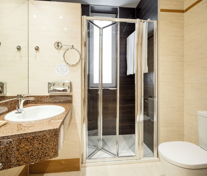 Hotel ILUNION Les Corts Spa