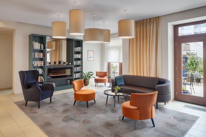 Hotel Carol