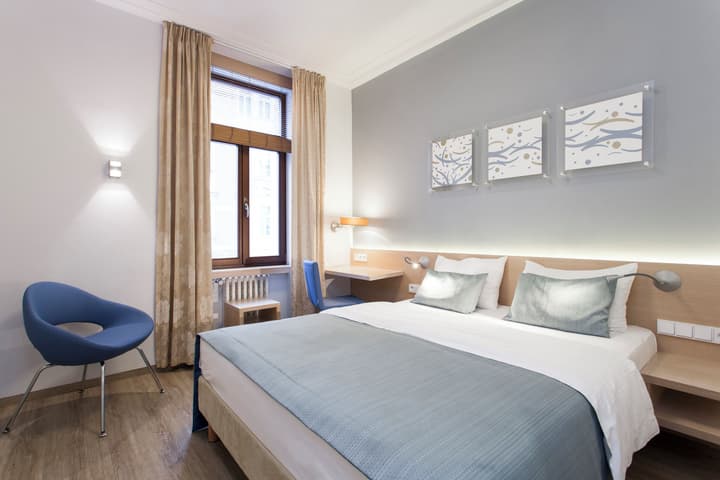 Hotel Carol