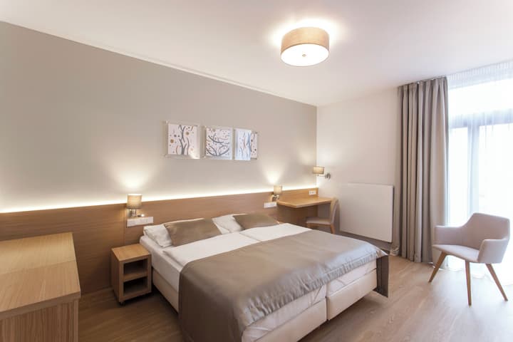 Hotel Carol