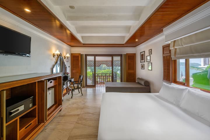 Thavorn Beach Village Resort & Spa Phuket