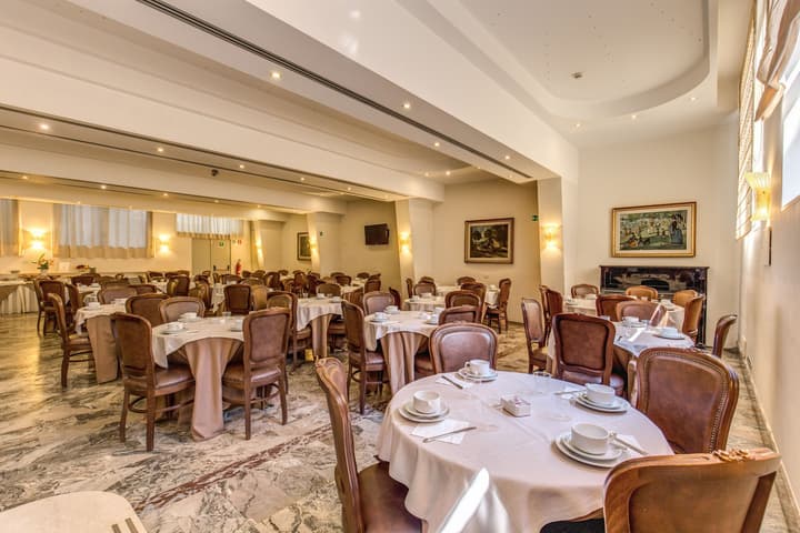 Pinewood Hotel Rome