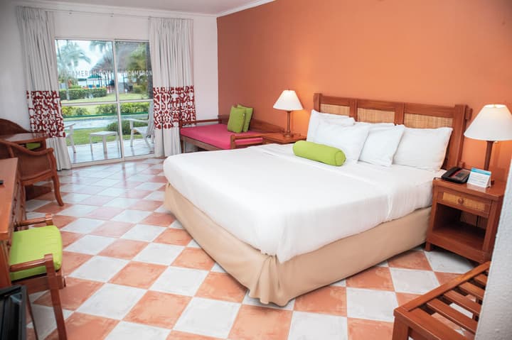 Grand Decameron Panama, A Trademark  Resort