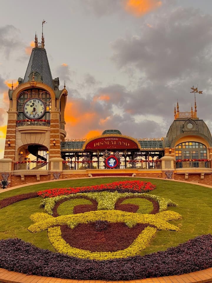 Magnificent International Hotel