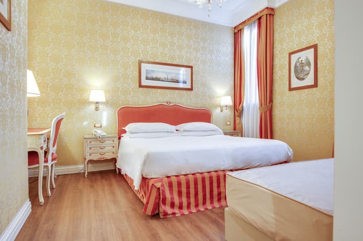 Hotel Antiche Figure