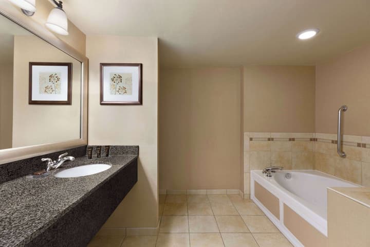 Wingate by Wyndham Greenwood Village/Denver Tech