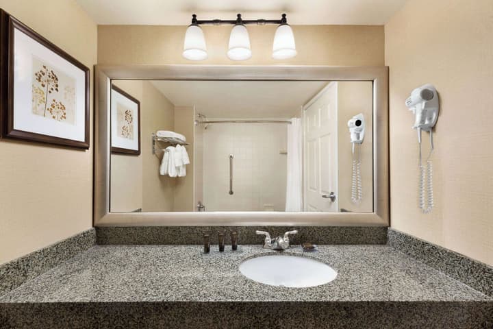 Wingate by Wyndham Greenwood Village/Denver Tech