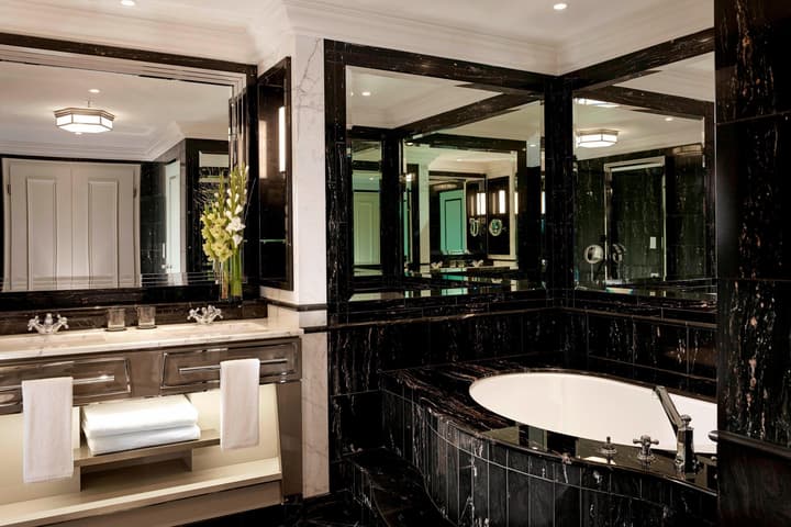 The Ritz-Carlton, Berlin