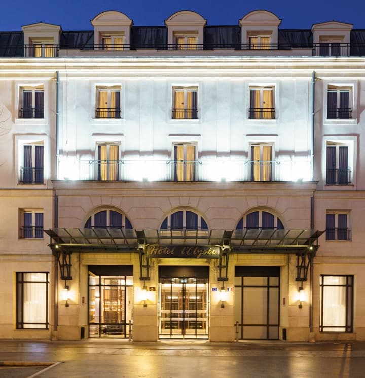 Hôtel l'Elysée Val d'Europe