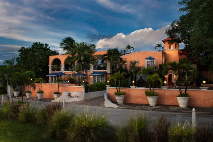 Little Arches Boutique Hotel Barbados - Adults only