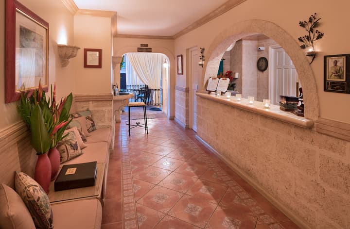 Little Arches Boutique Hotel Barbados - Adults only