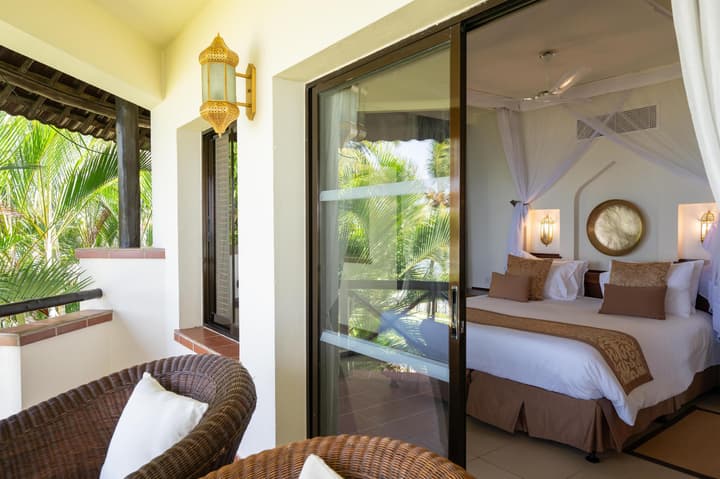 Sea Cliff Resort & Spa