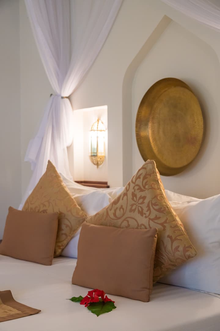 Sea Cliff Resort & Spa
