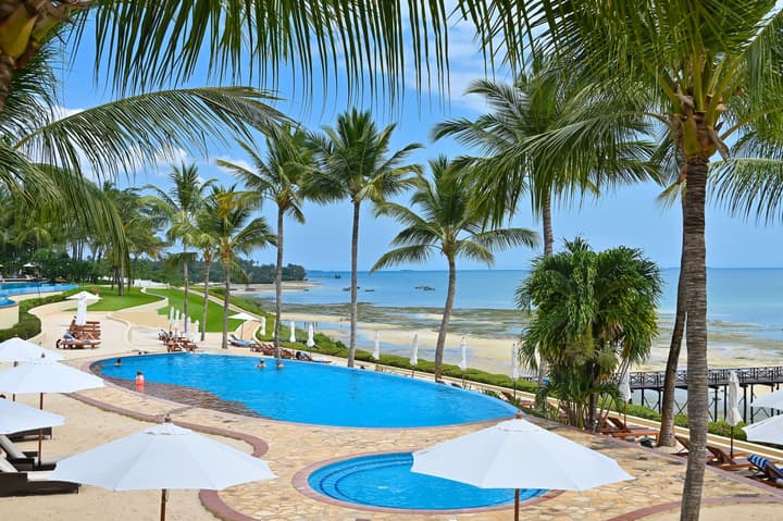 Sea Cliff Resort & Spa