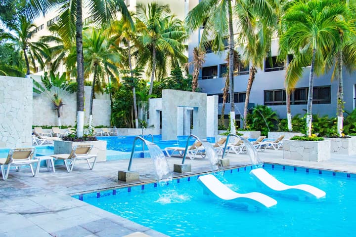 Smart Cancun The Urban Oasis