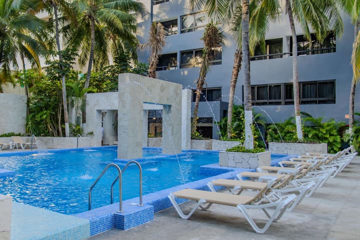 Smart Cancun The Urban Oasis