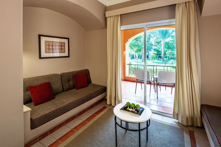JAZ Makadi Oasis Resort - All inclusive